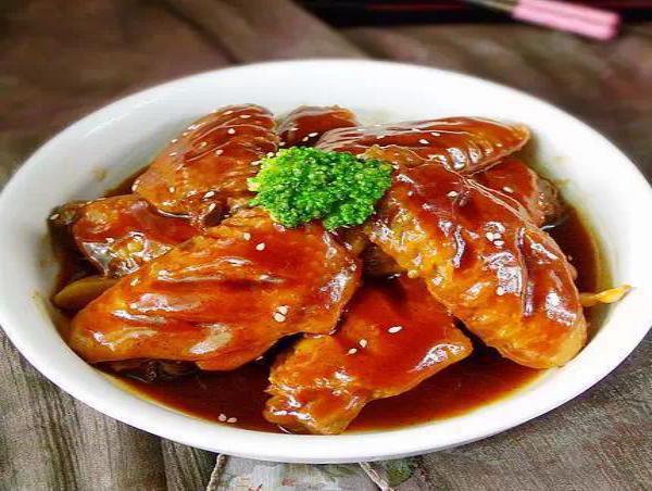 做家常菜時(shí)，“耗油”這3種菜不能亂發(fā)，不提鮮反而味道怪異
