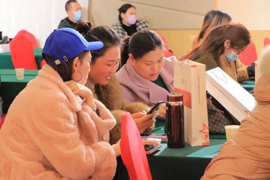 感謝星播，帶來(lái)了抖音電商新方法，為臨沂人長(zhǎng)期免費(fèi)教培